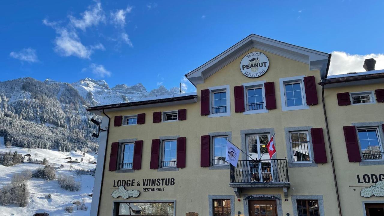 Val dʼIlliez Peanut Mountain Lodge & Le Communal מראה חיצוני תמונה